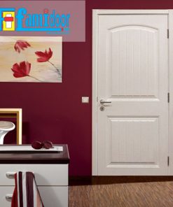 Cửa gỗ HDF MDF.2A-C1 ở Showroom Famidoor có tính ổn định và mật độ gỗ mịn.