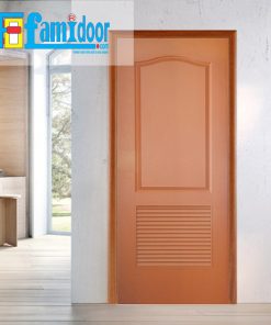Cửa gỗ HDF MDF.2L-C10 ở Showroom Famidoor có tính ổn định và mật độ gỗ mịn.