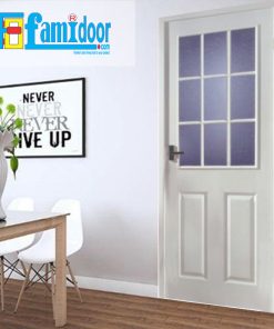 Cửa gỗ HDF MDF.4N-C1 ở Showroom Famidoor có tính ổn định và mật độ gỗ mịn.