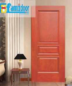 Cửa gỗ tự nhiên 03 tại Showroom Famidoor mang vẻ đẹp của tự nhiên, khi lắp đặt cửa gỗ cũng sẽ hiển thị các biểu tượng của vân gỗ nhìn đẹp và có sự lôi cuốn.