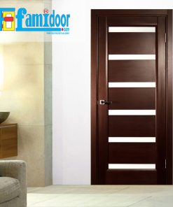 Cửa gỗ cao cấp fmd M1066 ở Showroom Famidoor có giá hợp lý, chỉ bằng một nửa giá so với gỗ tự nhiên thật nguyên tấm.