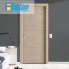 Cửa gỗ MDF MELAMINE M1N2 tại Showroom Famidoor có tính năng ưu việt là dễ định hình hoa văn cho mọi sản phẩm phức tạp.