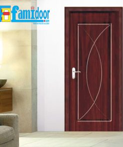 Cửa gỗ cao cấp PVC 1044 ở Showroom Famidoor được phủ một lớp nhựa PVC cao cấp vân gỗ trên bề mặt.