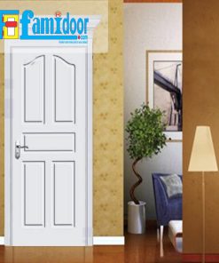 Cửa gỗ cao cấp PVC 1168 ở Showroom Famidoor được phủ một lớp nhựa PVC cao cấp vân gỗ trên bề mặt.