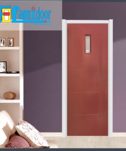 Cửa nhựa gỗ SUNGYU SYA 455 ở Showroom Famidoor được làm từ hạt nhựa và bột gỗ để tạo nên cửa nhựa gỗ giống như gỗ thật và có khả năng chịu được nước.