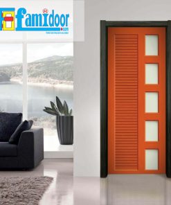 Cửa nhựa vân in fmd 05 tại Showroom Famidoor được làm từ những hạt nhựa có chất lượng cao. Tạo nên cửa nhựa có nét đẹp hiện đại và an toàn tuyệt đối với người tiêu dùng